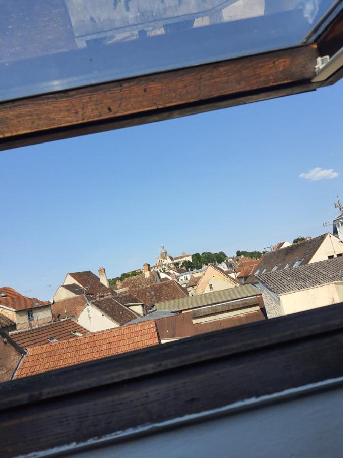 Detente Provinoise Provins Kültér fotó